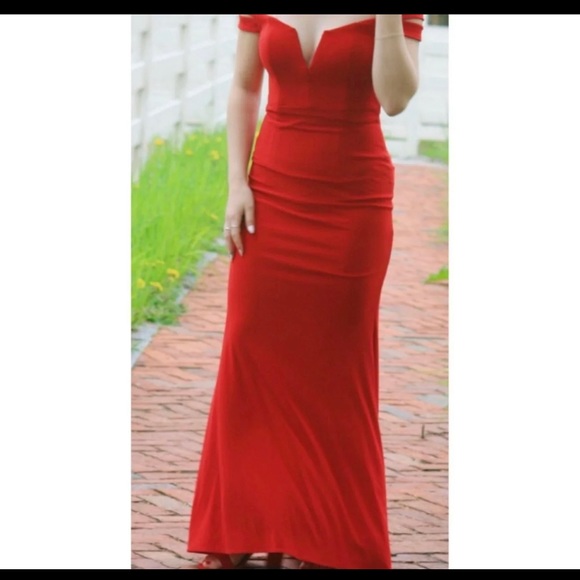 Red Off-the-Shoulder Formal Dress - Picture 4 of 5